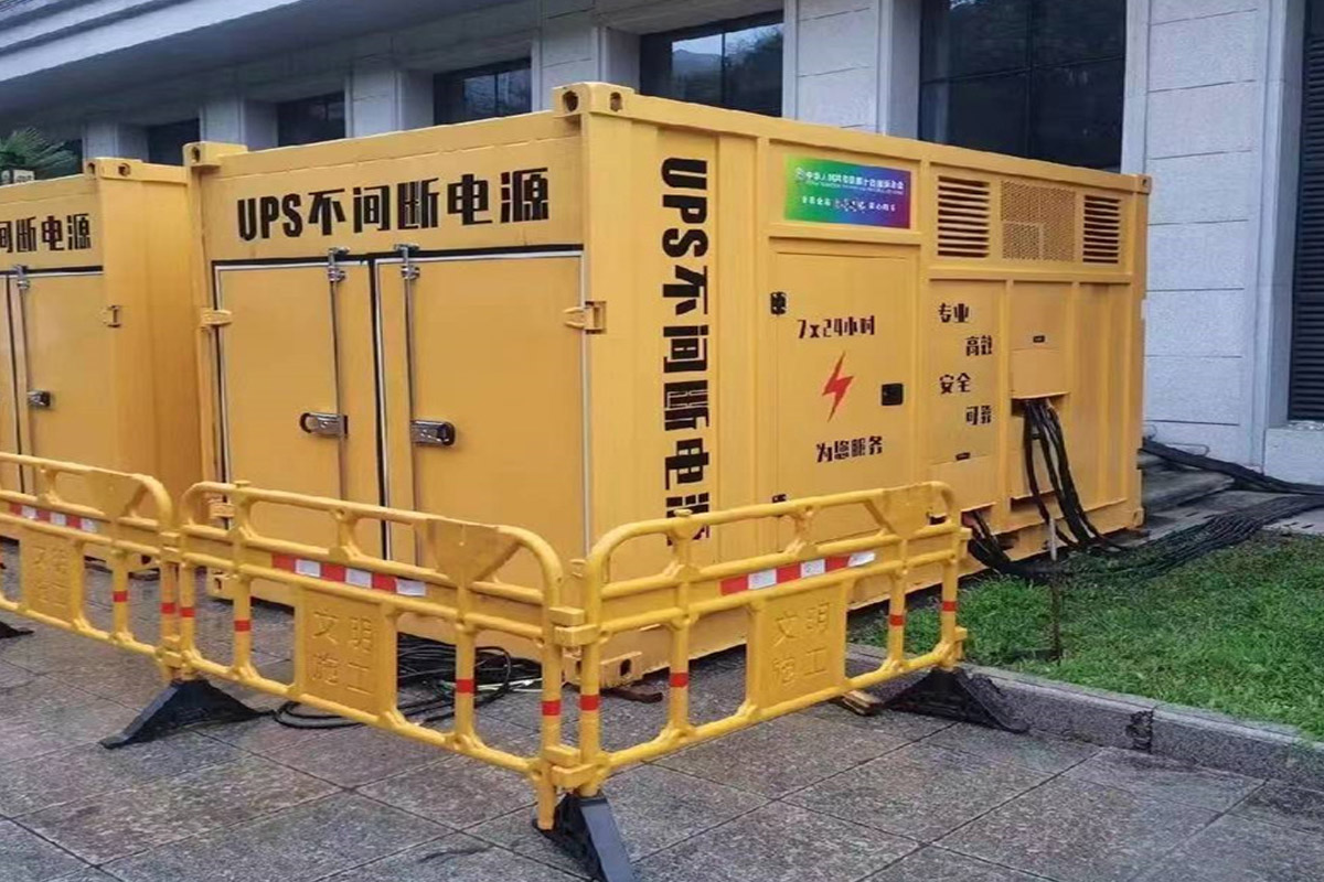 武川发电机租赁施工现场